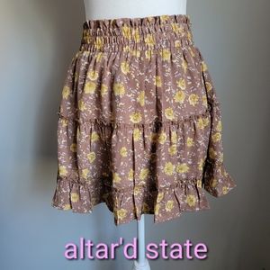NWOT Altar'd State floral skirt ruffled - sz large